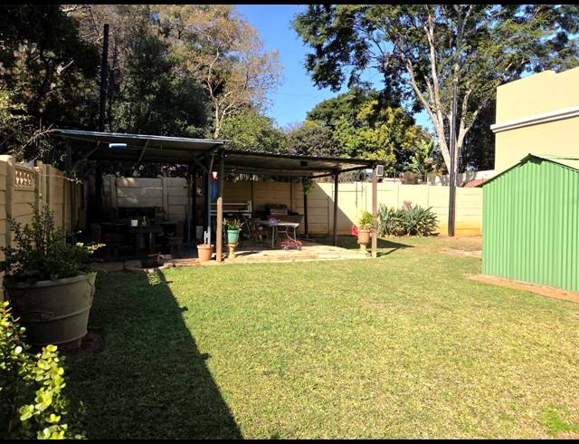 3 bed property to rent in VILLIERIA